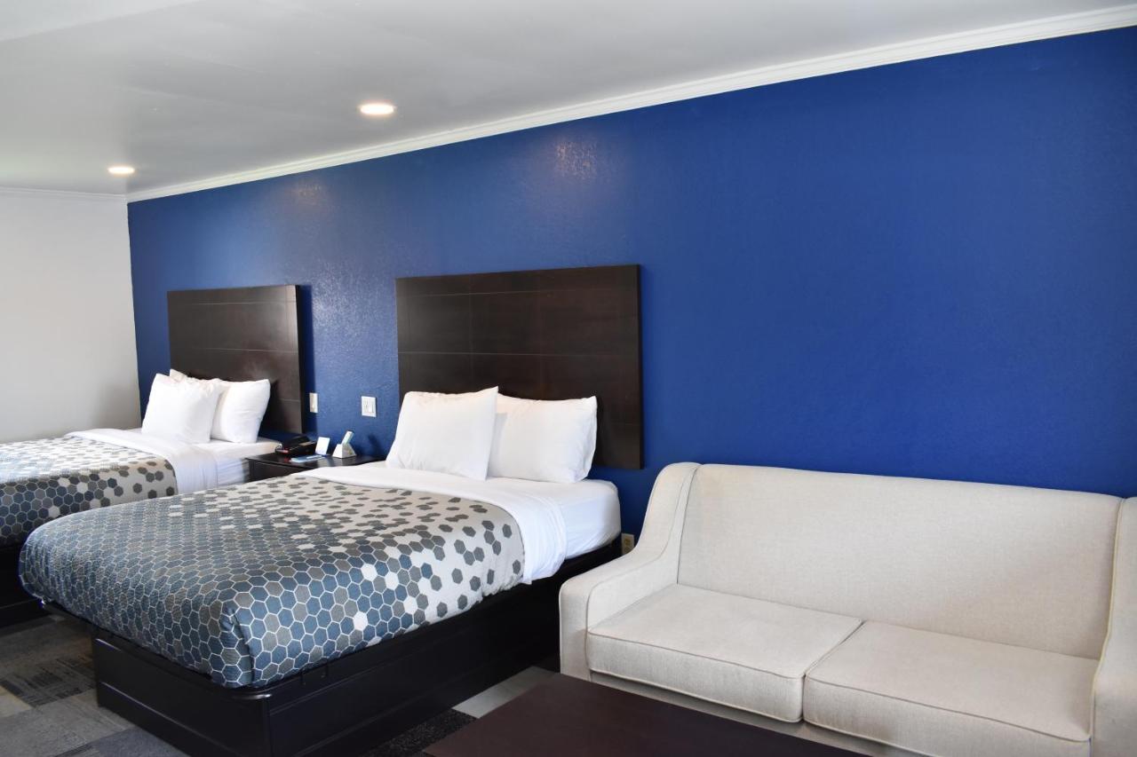 Swainsboro Rodeway Inn מראה חיצוני תמונה