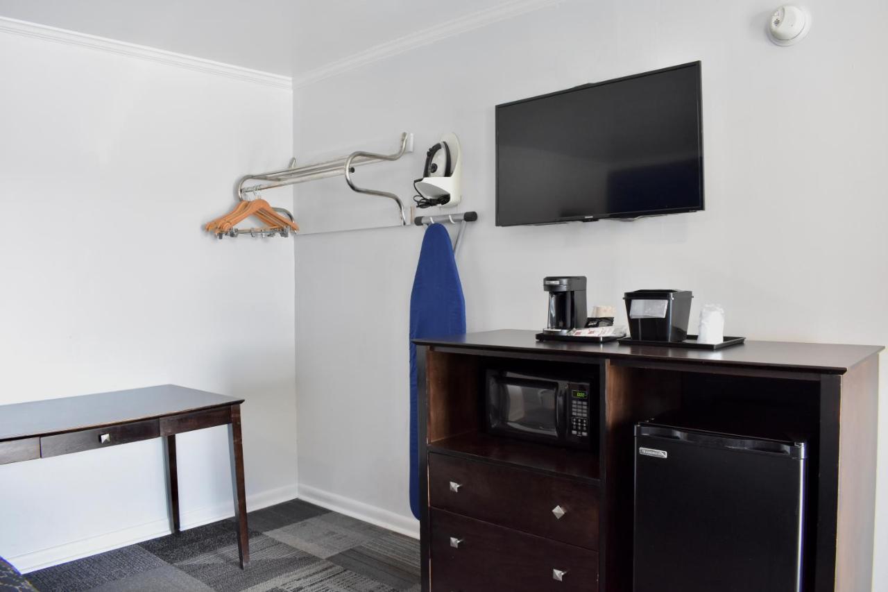 Swainsboro Rodeway Inn מראה חיצוני תמונה