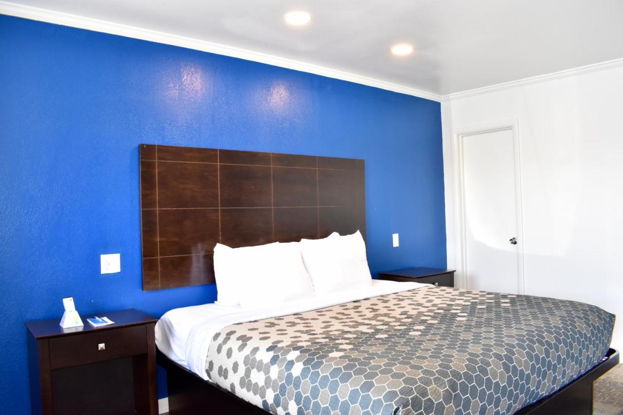 Swainsboro Rodeway Inn מראה חיצוני תמונה