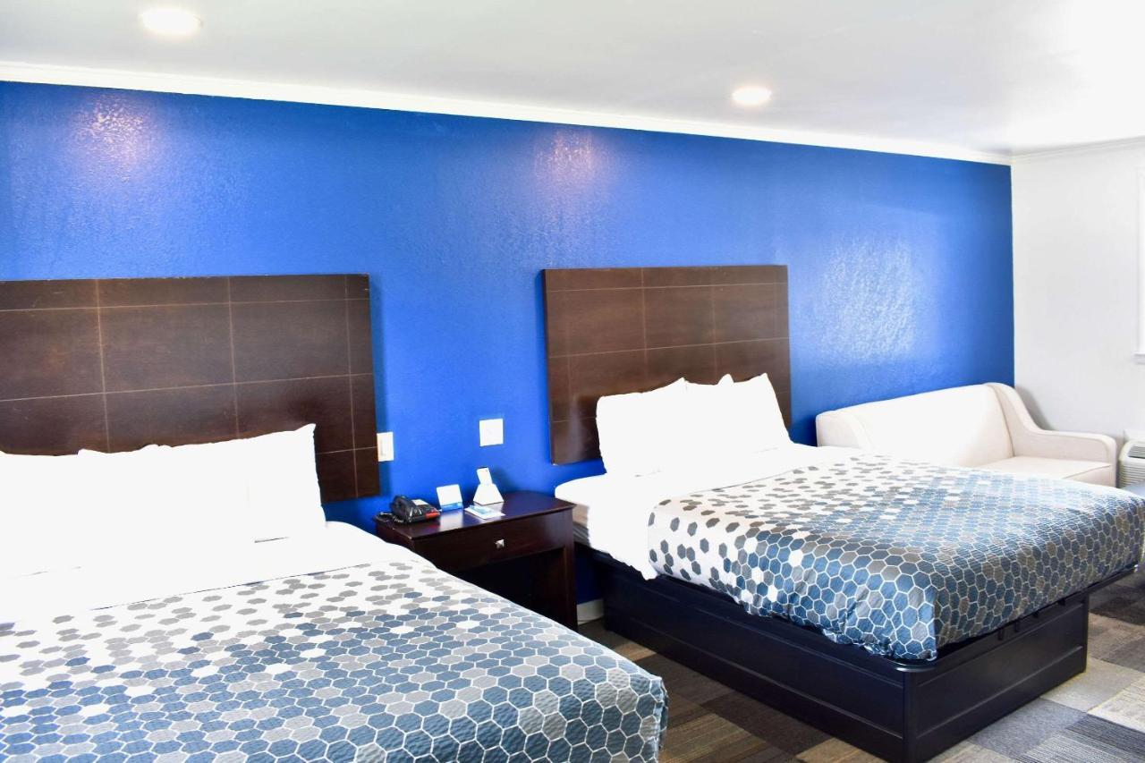 Swainsboro Rodeway Inn מראה חיצוני תמונה