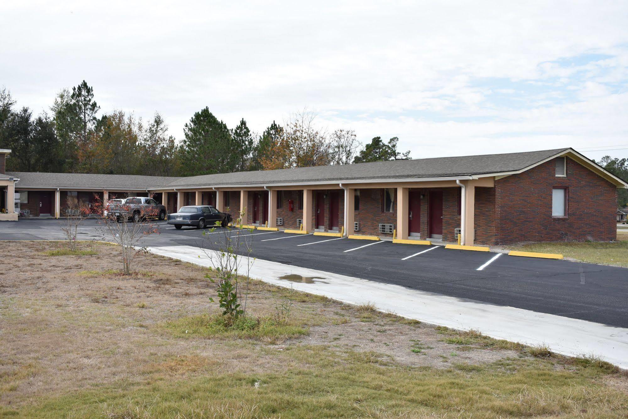 Swainsboro Rodeway Inn מראה חיצוני תמונה