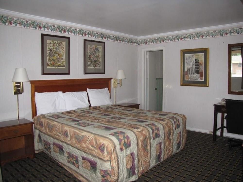 Swainsboro Rodeway Inn מראה חיצוני תמונה