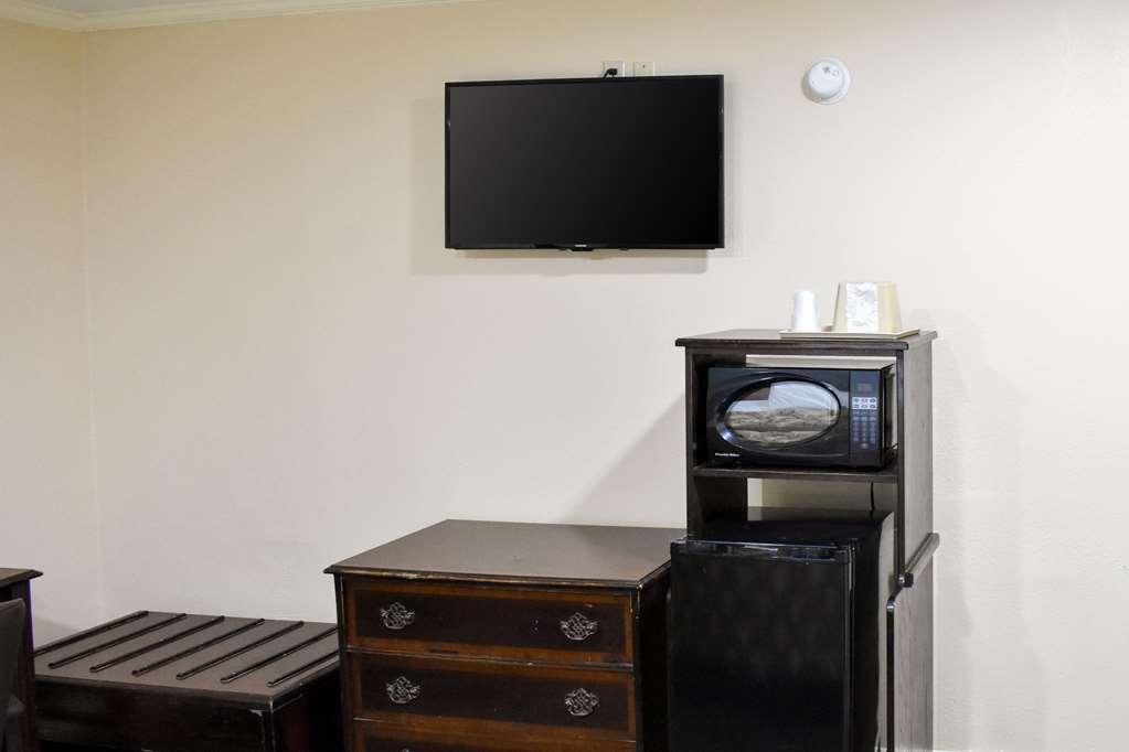 Swainsboro Rodeway Inn חדר תמונה