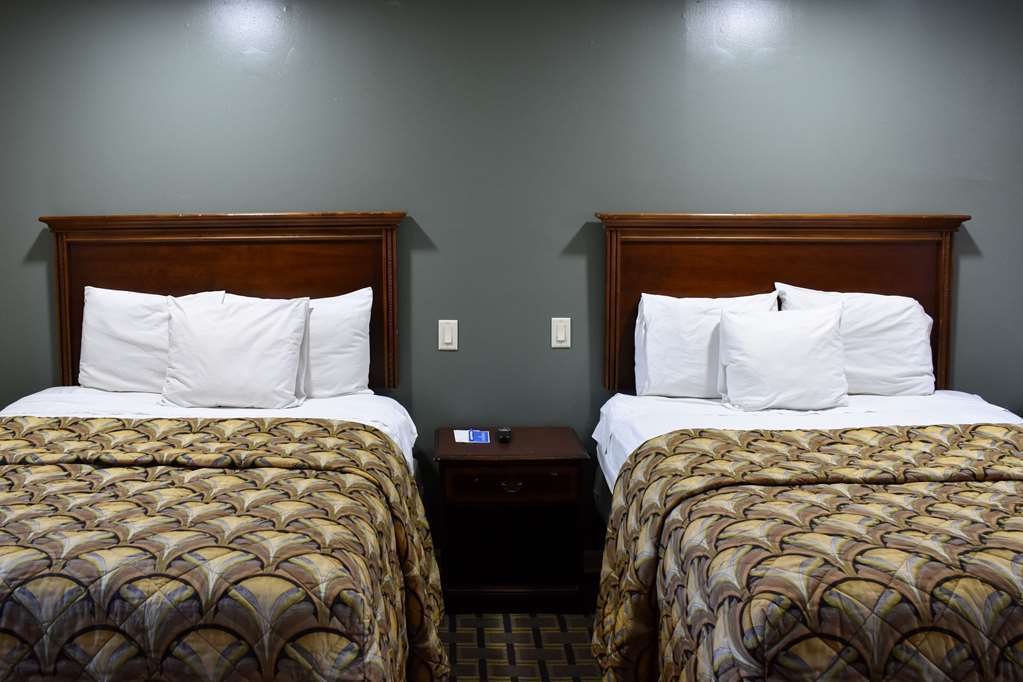Swainsboro Rodeway Inn חדר תמונה